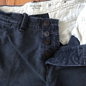 Abercrombie flat front khaki navy blue shorts